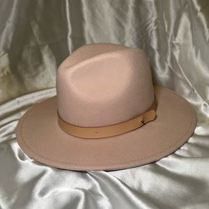 Pink Gigi pip hat